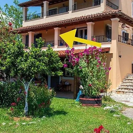 Summer House Apartment Agios Georgios Pagon