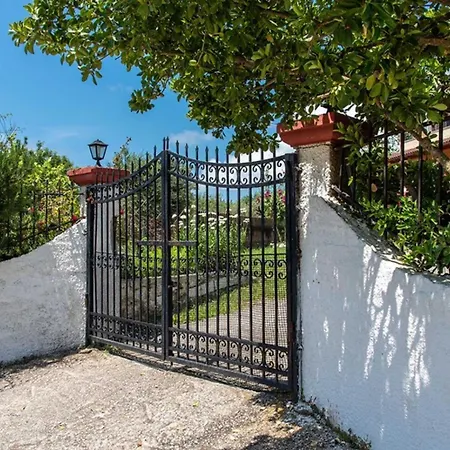 Summer House Apartment *