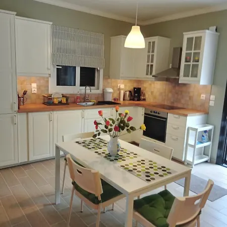 Summer House * アギオス・ゲオルギオス・パゴン